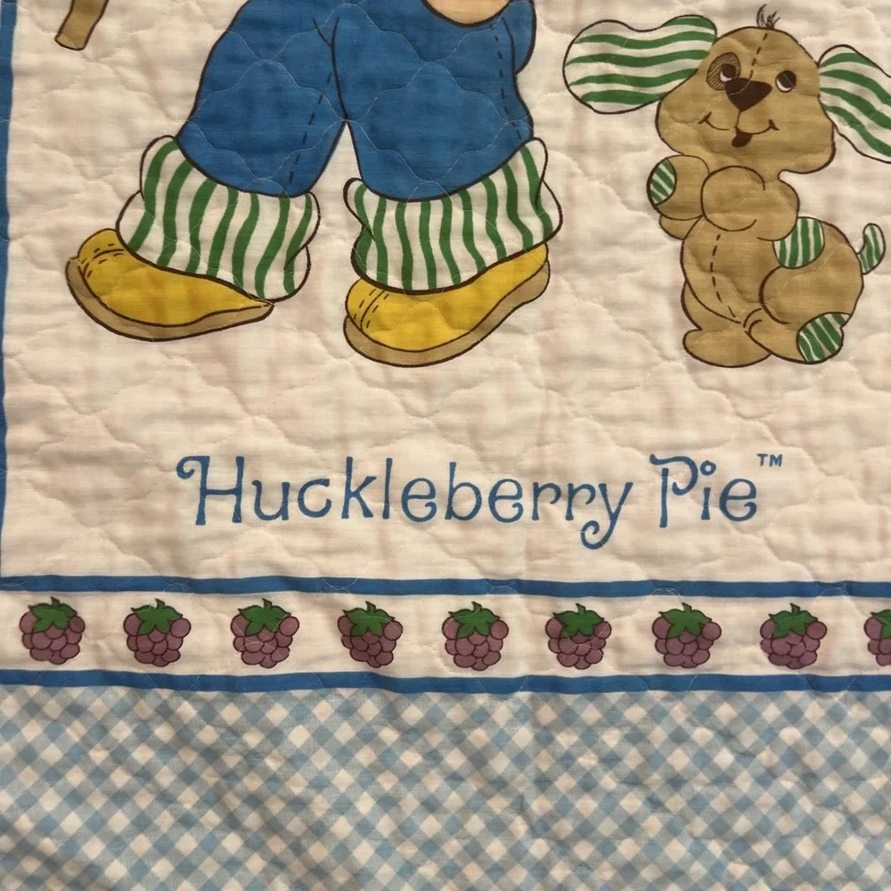 Vintage Baby Blanket 1980 Huckleberry Pie Quilt Strawberry Shortcake